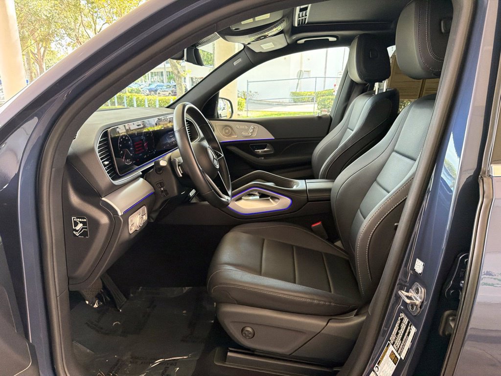 Used 2026 Mercedes-Benz GLE 350 4MATIC w/ Winter Package image 5
