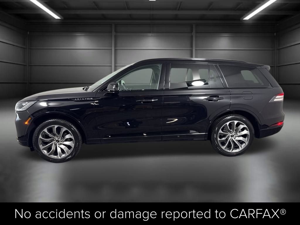 New 2026 Lincoln Aviator AWD image 2