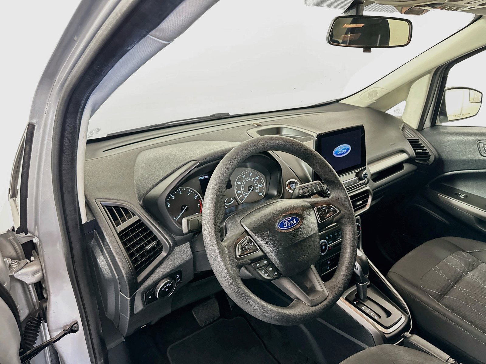 Used 2021 Ford EcoSport SE FWD image 9