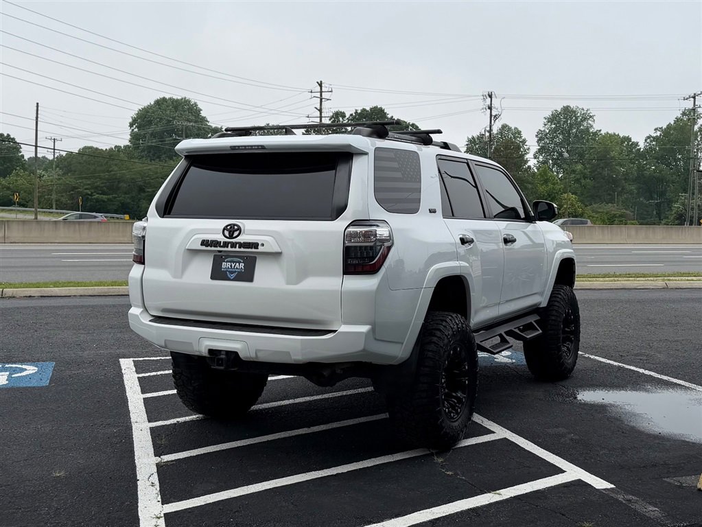 Used 2019 Toyota 4Runner SR5 RWD image 7