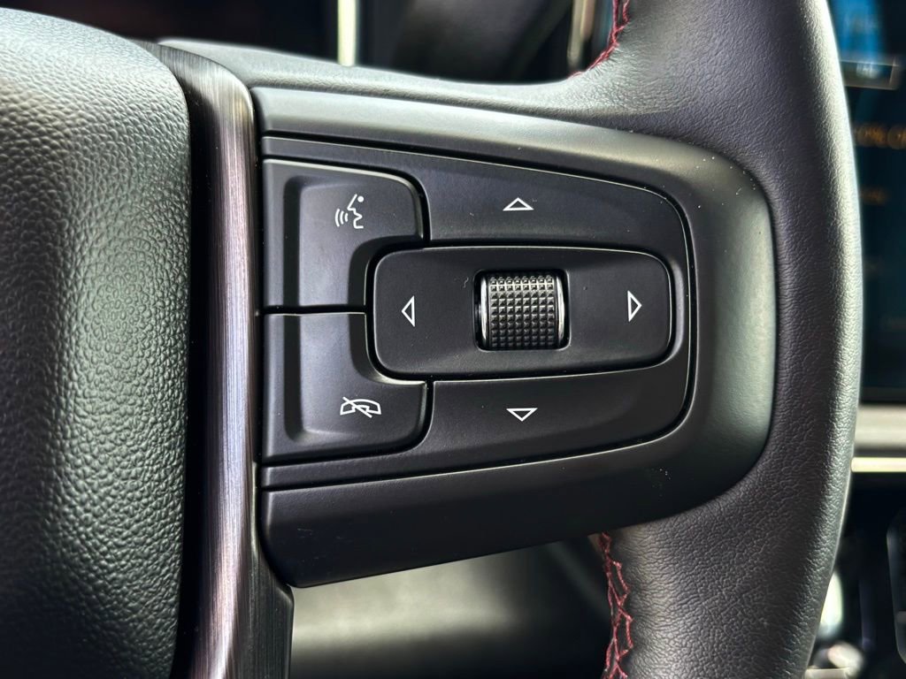 Used 2025 GMC Sierra 2500 AT4X image 15