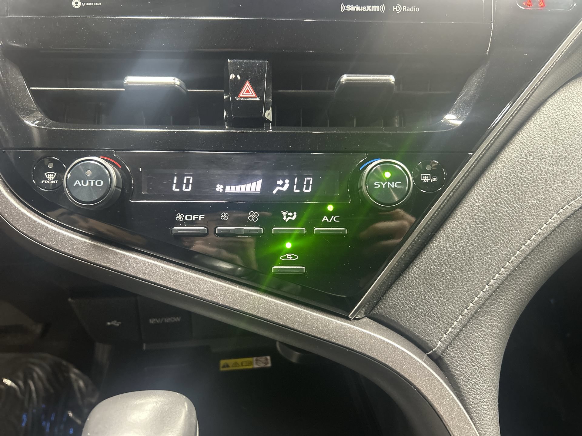 Used 2024 Toyota Camry XSE FWD image 12