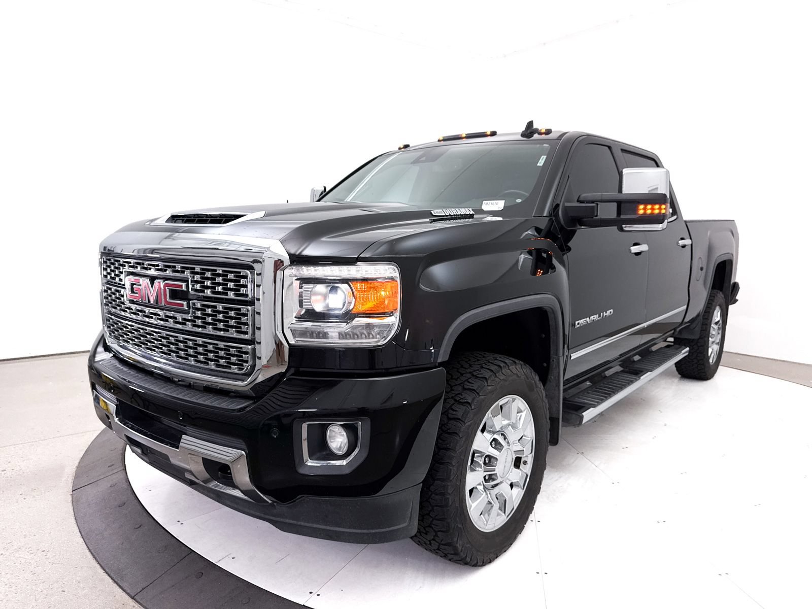 Used 2019 GMC Sierra 2500 Denali AWD/4WD image 13
