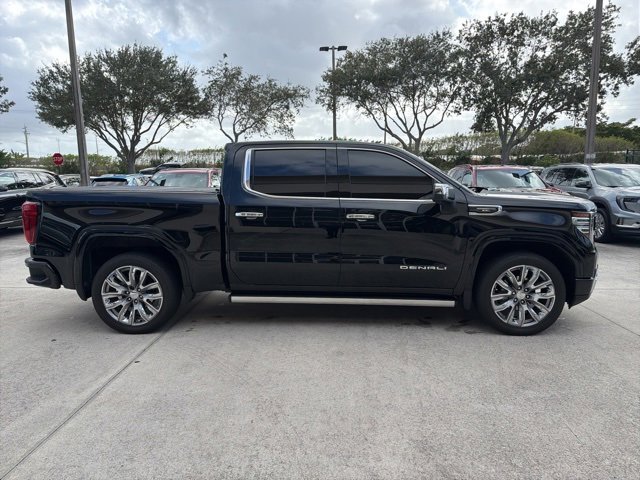 Used 2025 GMC Sierra 1500 Denali w/ Denali Reserve Package image 7