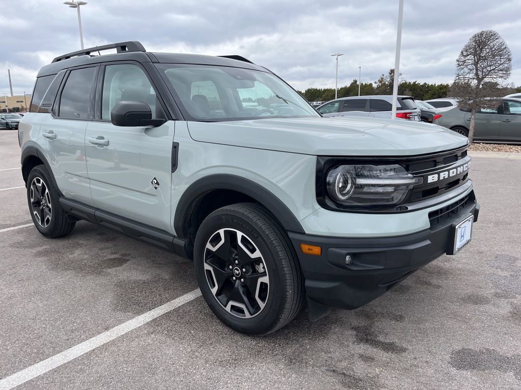 Used 2023 Ford Bronco Sport Outer Banks w/ Tech Package image 3