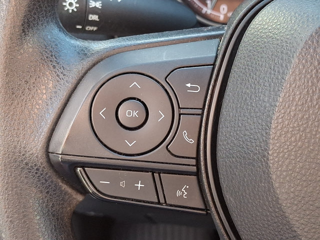 Used 2023 Toyota RAV4 LE FWD image 20