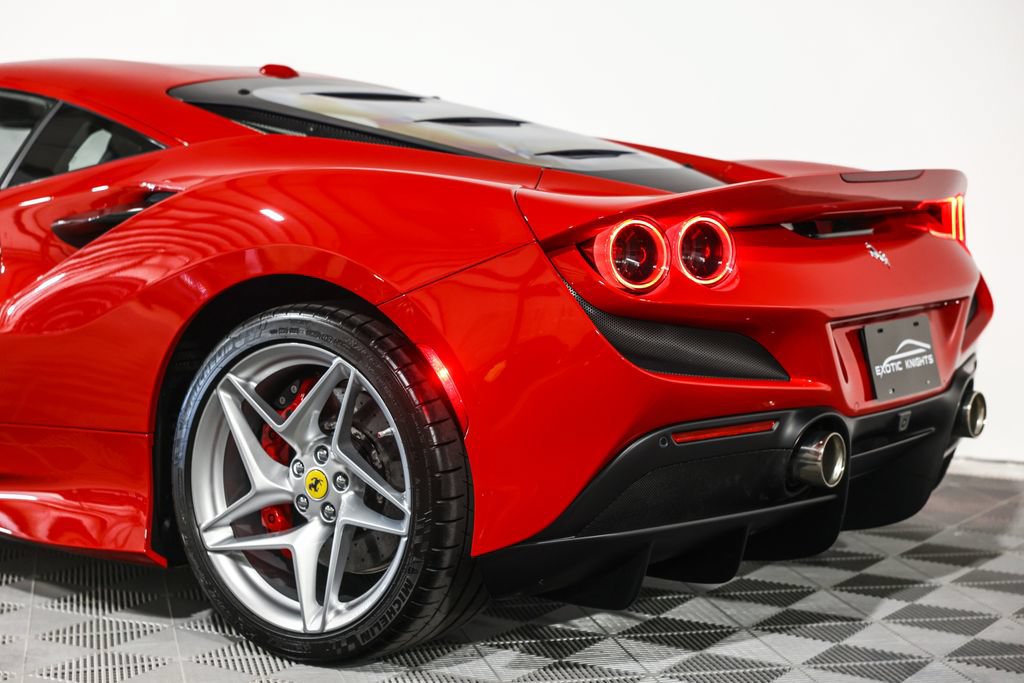 Used 2020 Ferrari F8 Tributo RWD image 19