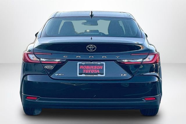 Used 2025 Toyota Camry LE FWD image 4