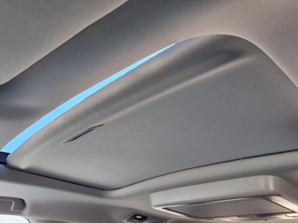 New 2026 Honda Odyssey Touring image 22