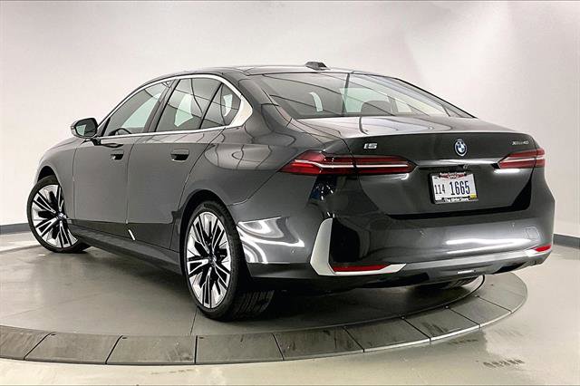 New 2025 BMW i5 xDrive40 w/ Premium Package image 10