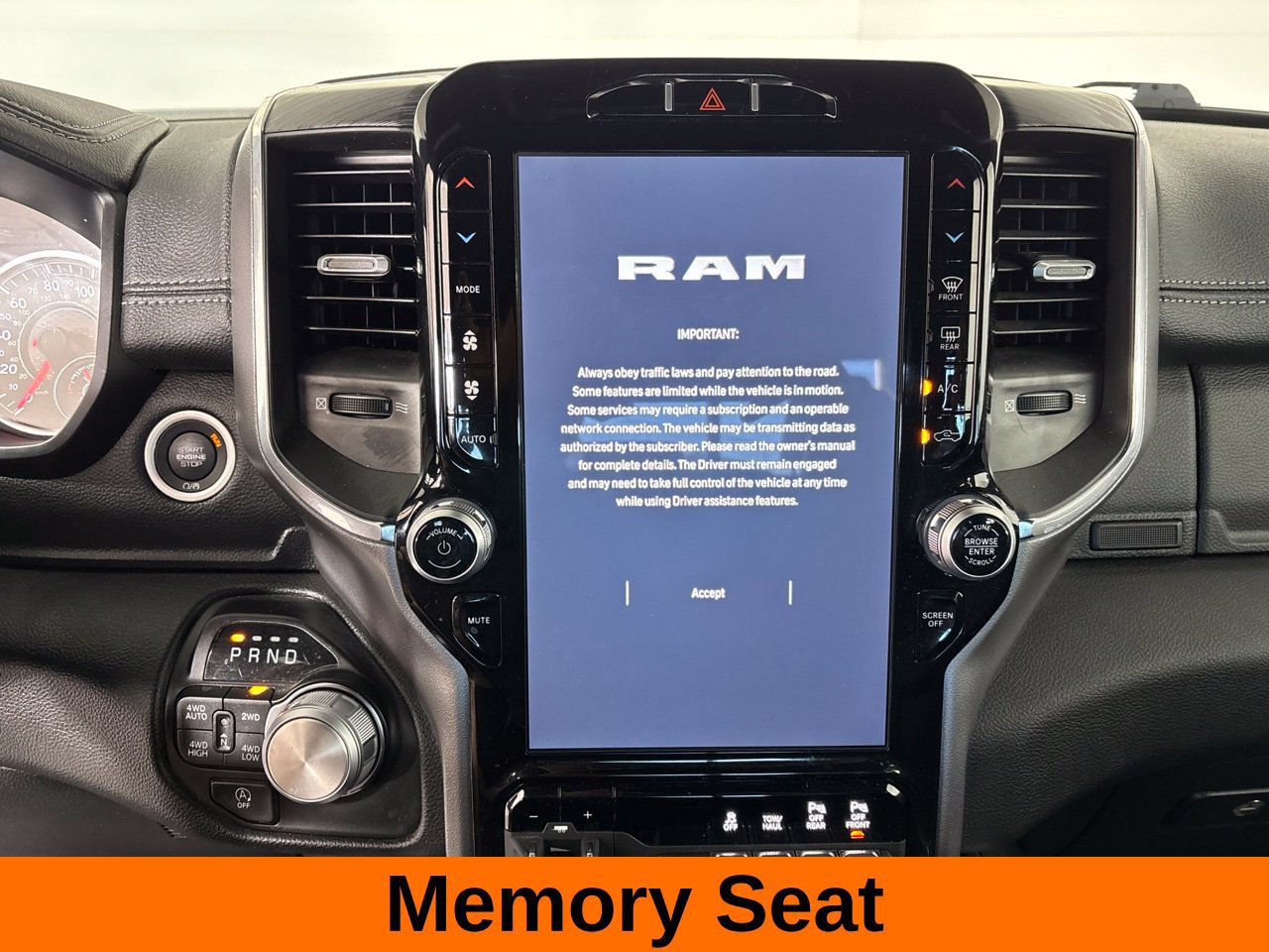 Used 2024 RAM 1500 Laramie AWD/4WD image 21