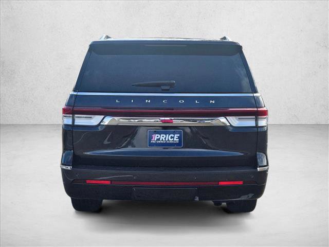 Used 2024 Lincoln Navigator Reserve image 6