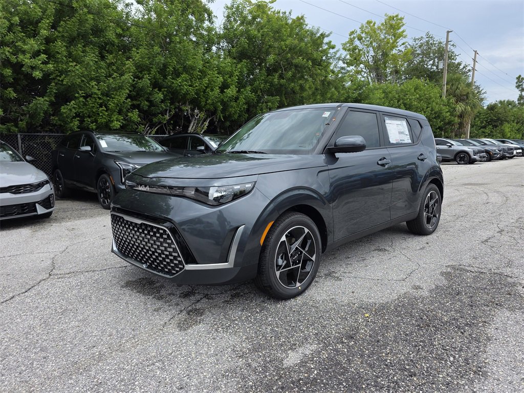 New 2025 Kia Soul EX image 4