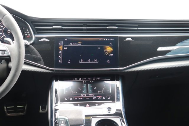 Used 2022 Audi RS Q8 AWD/4WD image 15