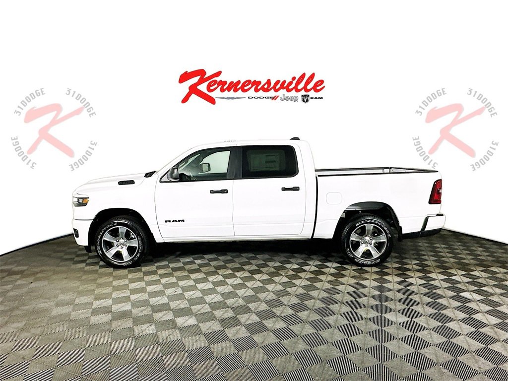 New 2026 RAM 1500 Express image 4