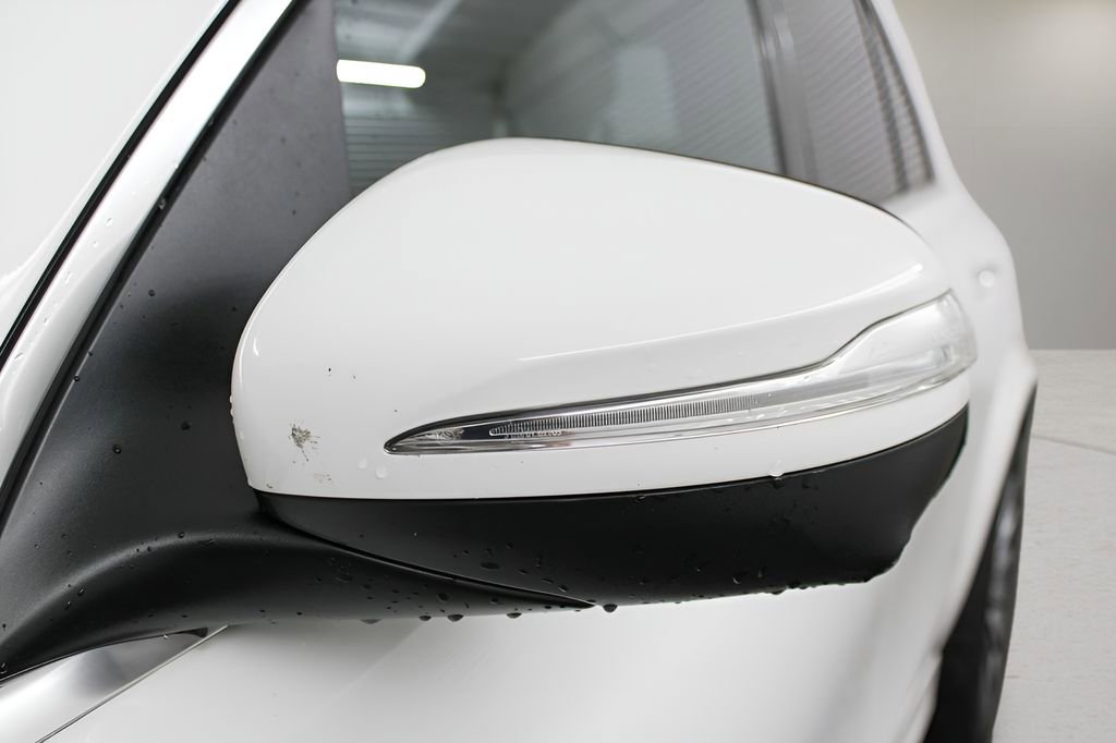 Used 2024 Mercedes-Benz GLE 350 4MATIC image 36