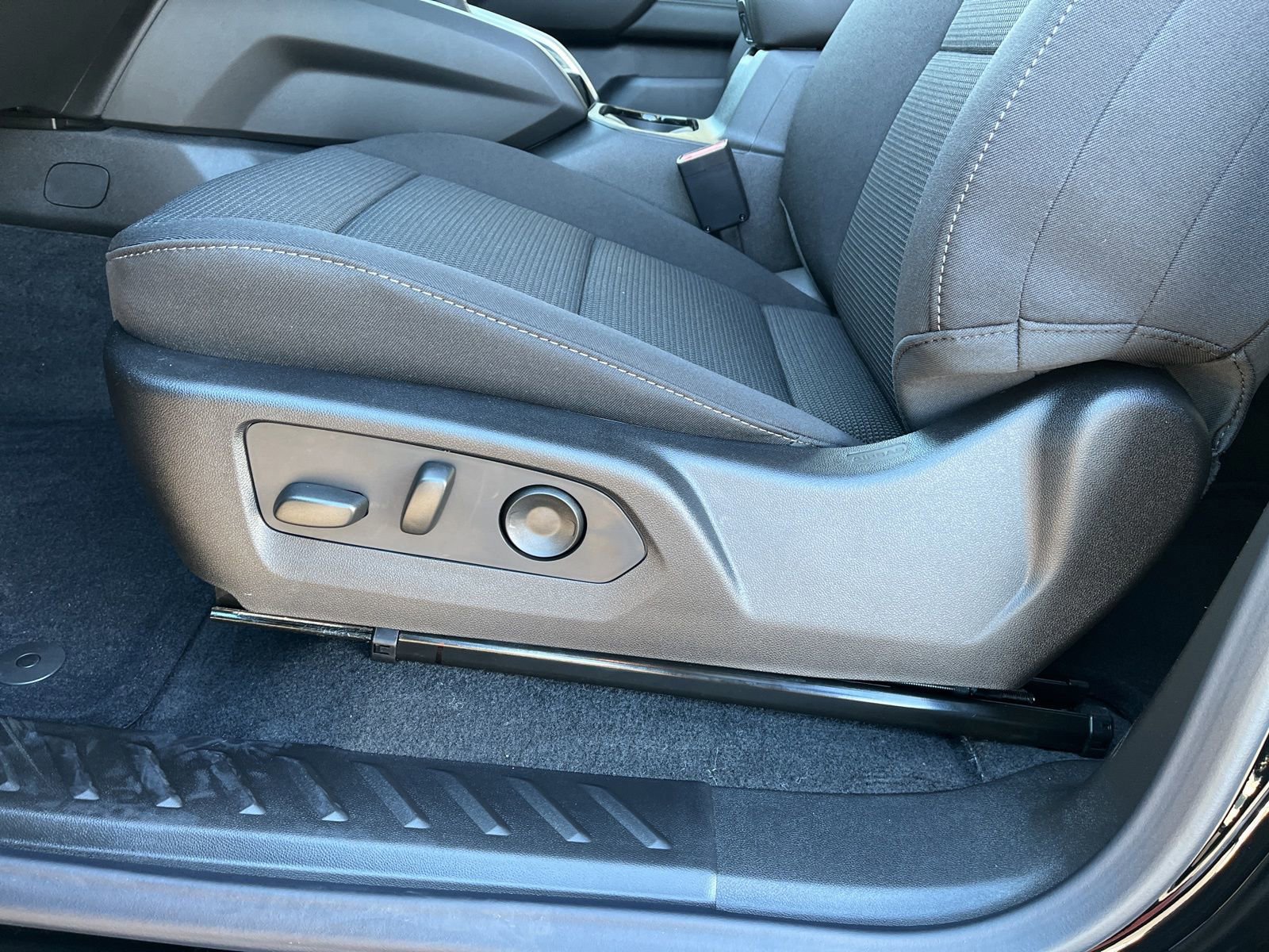 New 2026 Chevrolet Colorado LT image 24