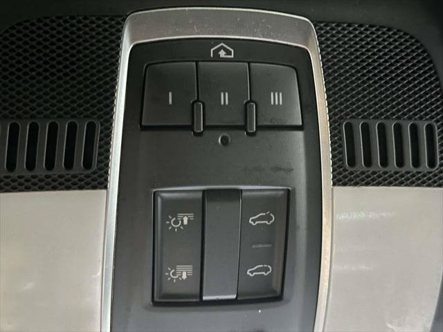 Used 2012 Audi Q7 TDI Premium Plus AWD/4WD image 33