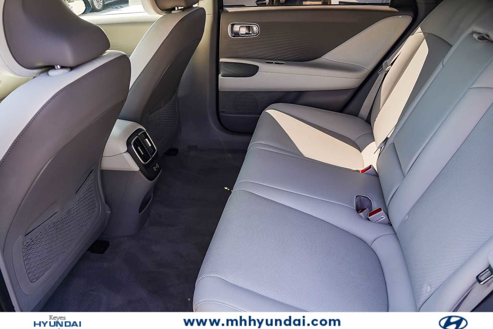 Used 2024 Hyundai Ioniq 6 SEL RWD image 20