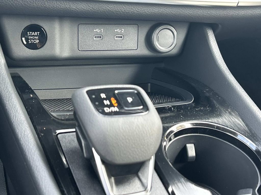 New 2026 Nissan Rogue SV w/ Cold Weather Package FWD image 32
