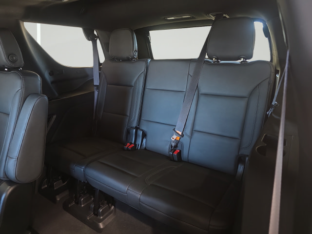 Used 2022 Chevrolet Tahoe Z71 w/ Z71 Off-Road Package AWD/4WD image 28