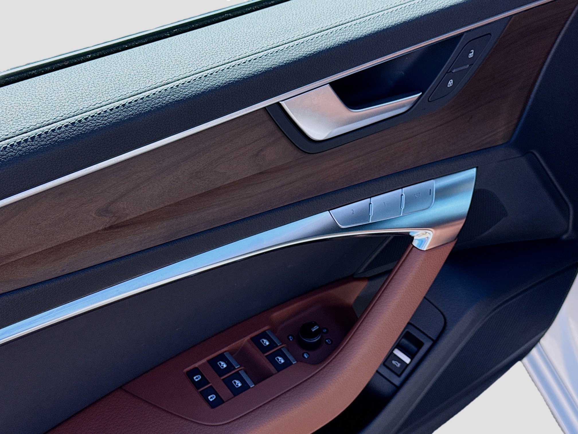 Used 2025 Audi A6 2.0T Premium w/ Convenience Plus Package image 21