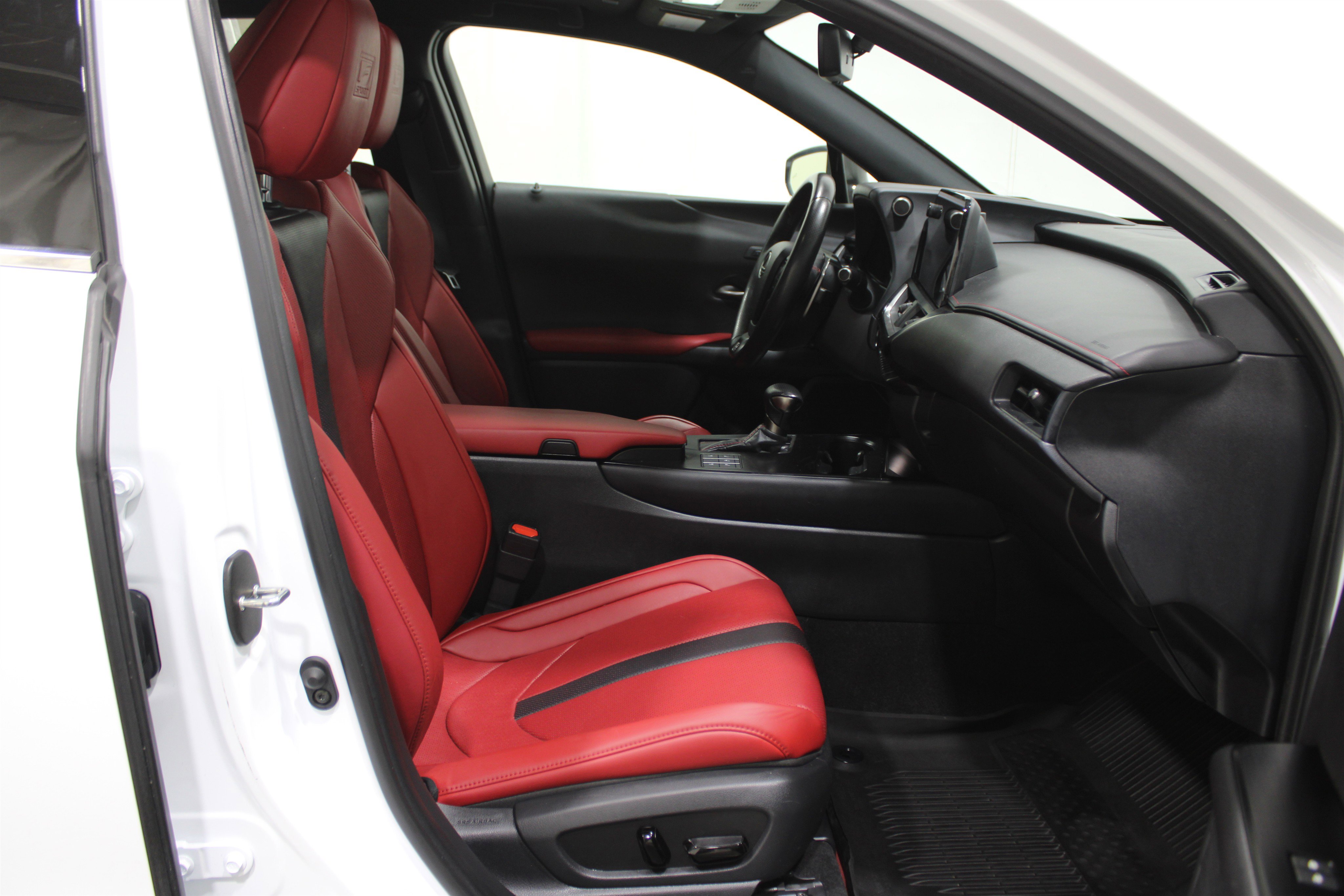 Used 2024 Lexus UX 250h F Sport image 29