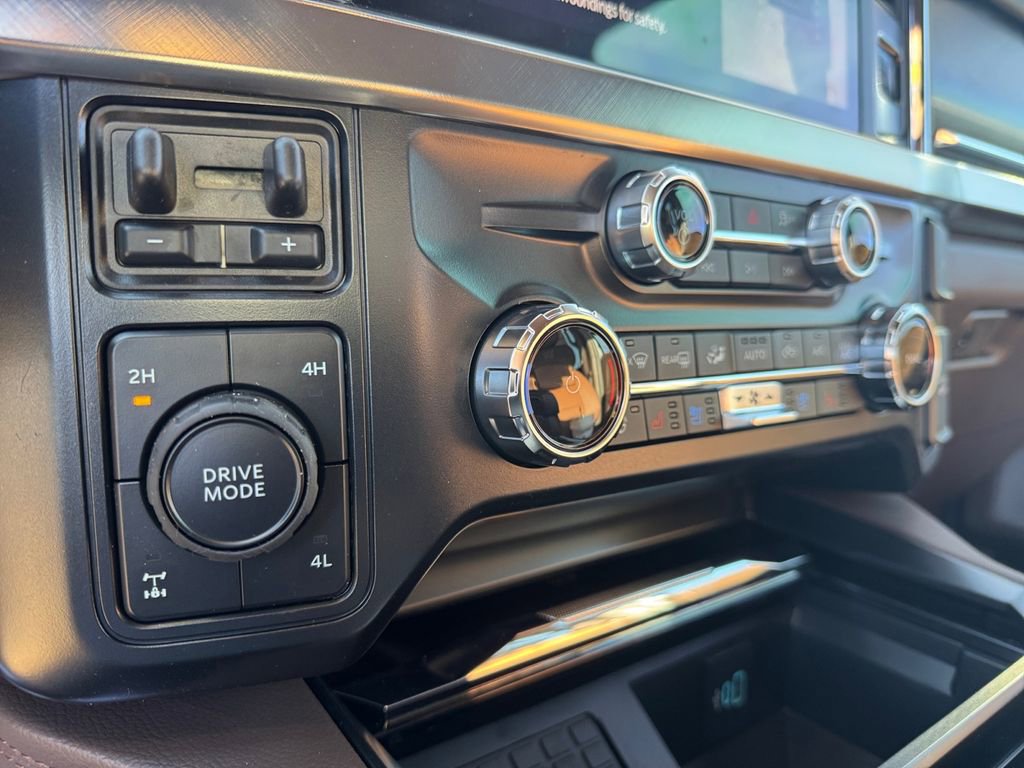 New 2026 Ford F350 King Ranch w/ Chrome Package image 34