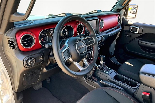 Used 2023 Jeep Wrangler Rubicon image 13