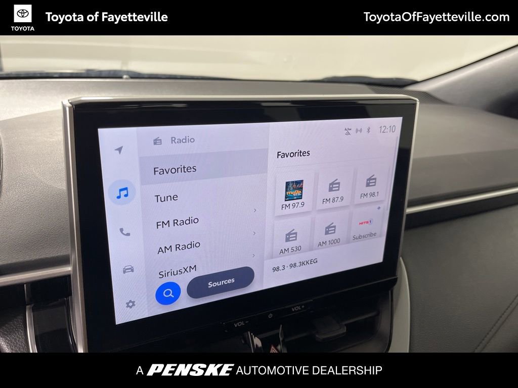 Used 2025 Toyota Corolla SE w/ SE Premium Package image 29