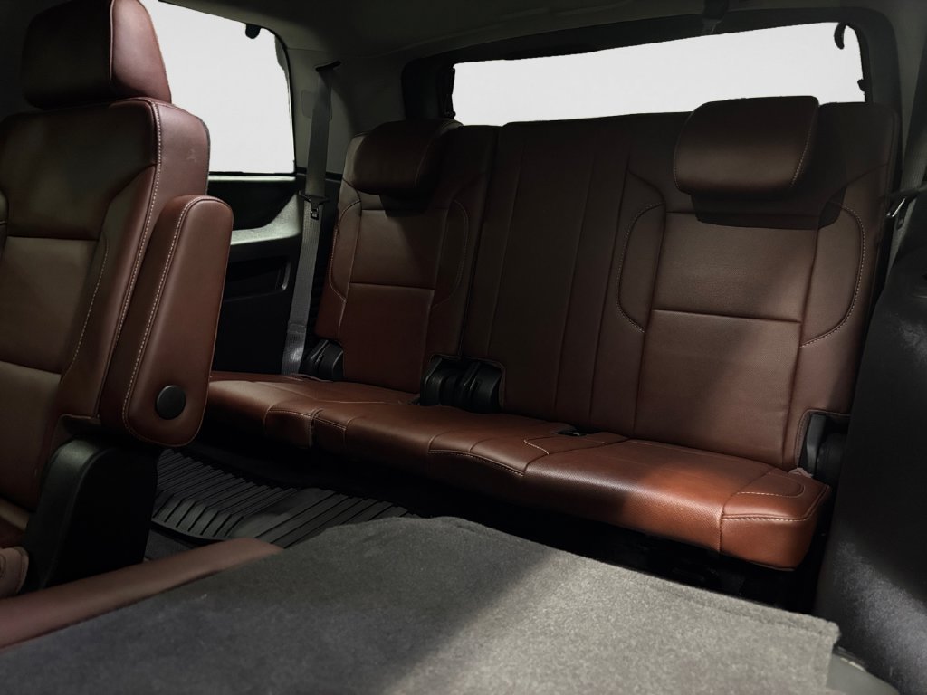 Used 2019 Chevrolet Tahoe Premier w/ Premier Plus Edition AWD/4WD image 45
