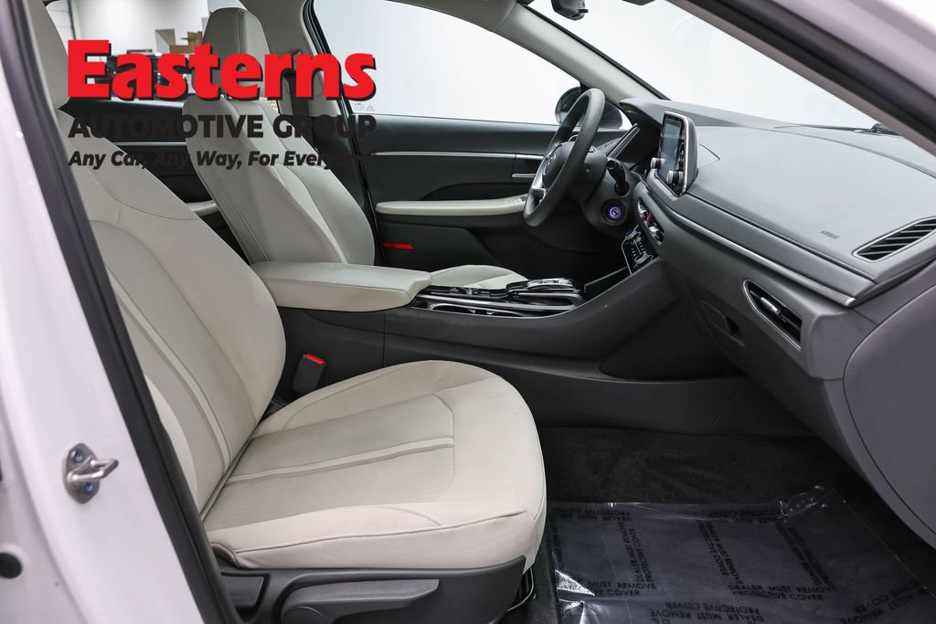 Used 2023 Hyundai Sonata SE FWD image 24