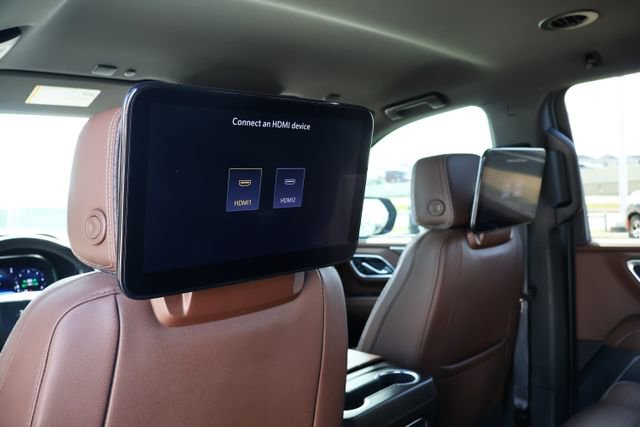 Used 2023 Chevrolet Suburban High Country w/ Max Trailering Package image 11