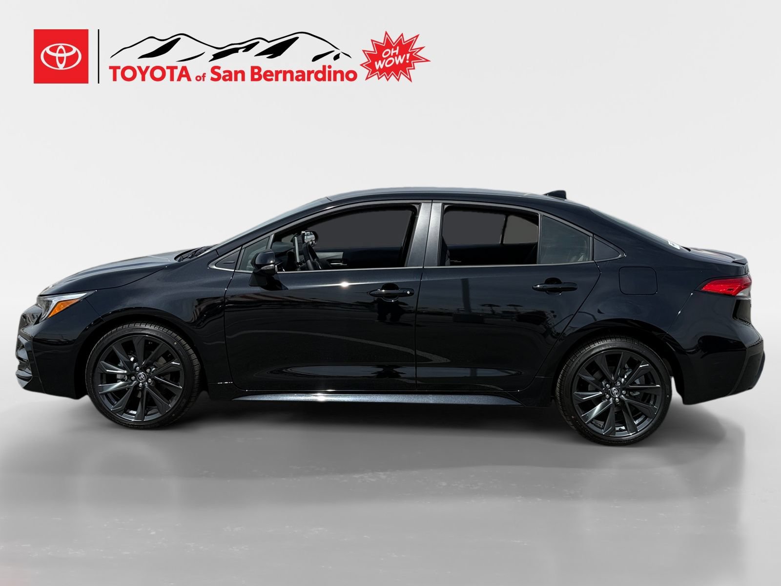 Certified 2026 Toyota Corolla SE w/ SE Package FWD image 2