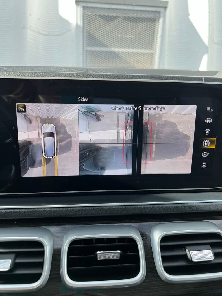 Used 2023 Mercedes-Benz GLS 450 4MATIC image 37