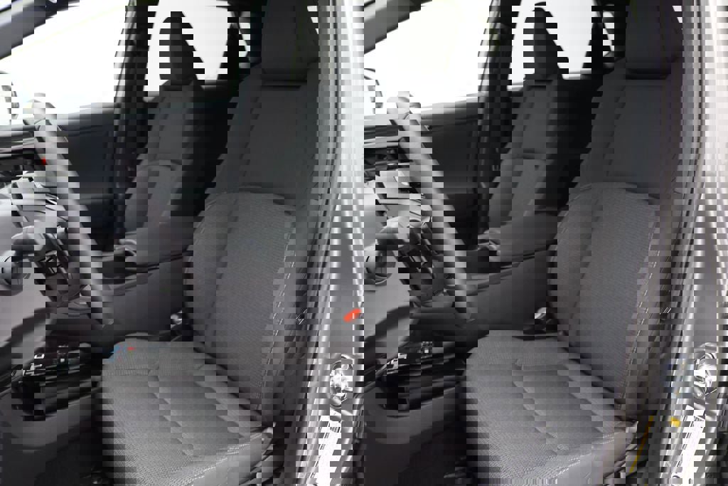 Used 2024 Subaru Solterra Premium image 15