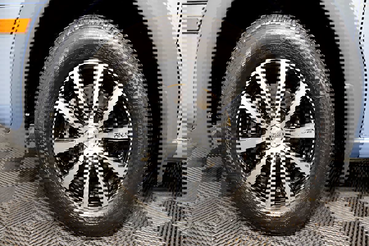 Used 2012 Ford Transit Connect XLT Premium image 45