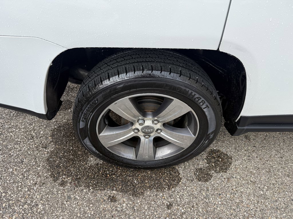 Used 2017 Jeep Compass High Altitude image 8