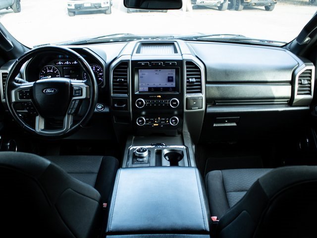 Used 2021 Ford Expedition Max XLT image 16