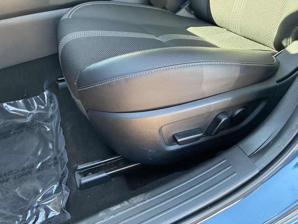 Used 2023 MAZDA CX-50 2.5 S w/ Cargo Package image 23