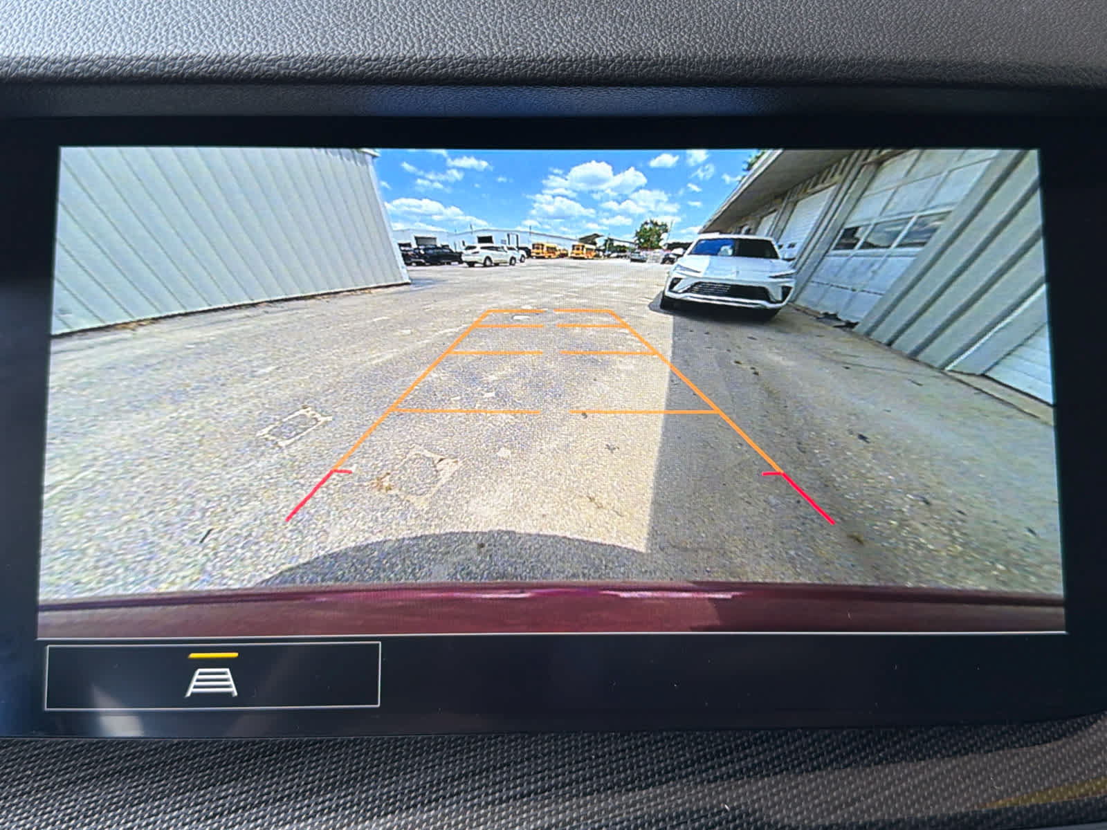 Used 2023 Buick Envision Essence FWD image 51