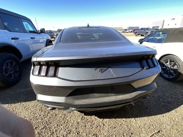 Used 2025 Ford Mustang Coupe RWD image 20