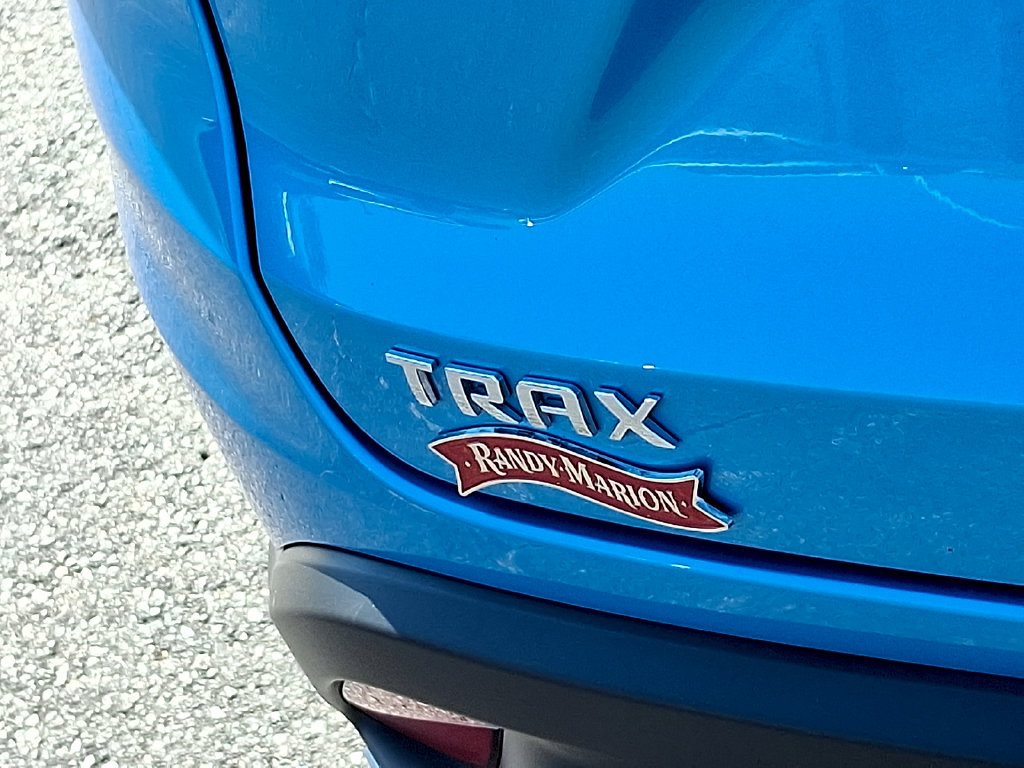 Used 2025 Chevrolet Trax LT FWD image 31