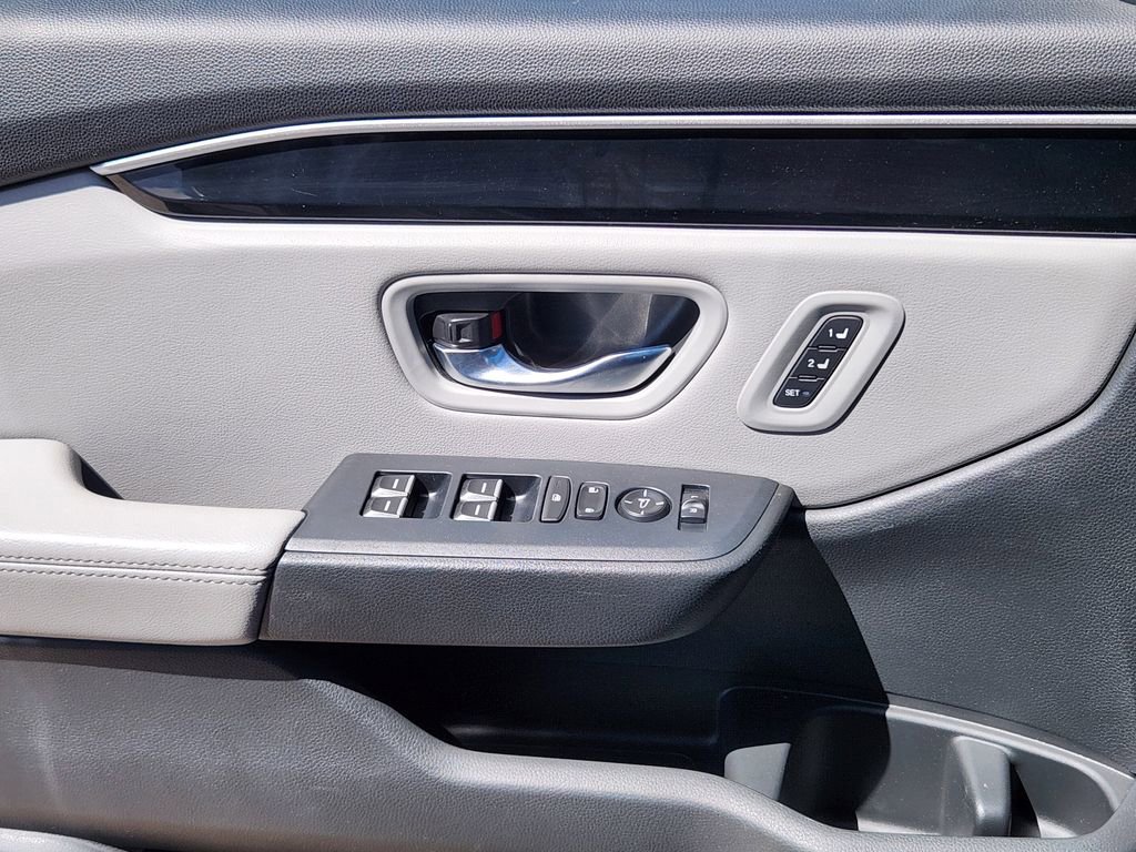 Used 2024 Honda Pilot Touring image 5