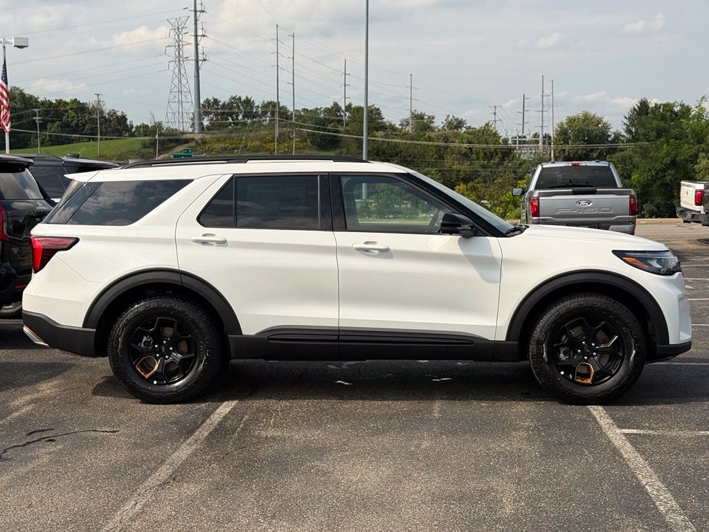 New 2027 Ford Explorer Tremor w/ Sun And Sound Package AWD/4WD image 4