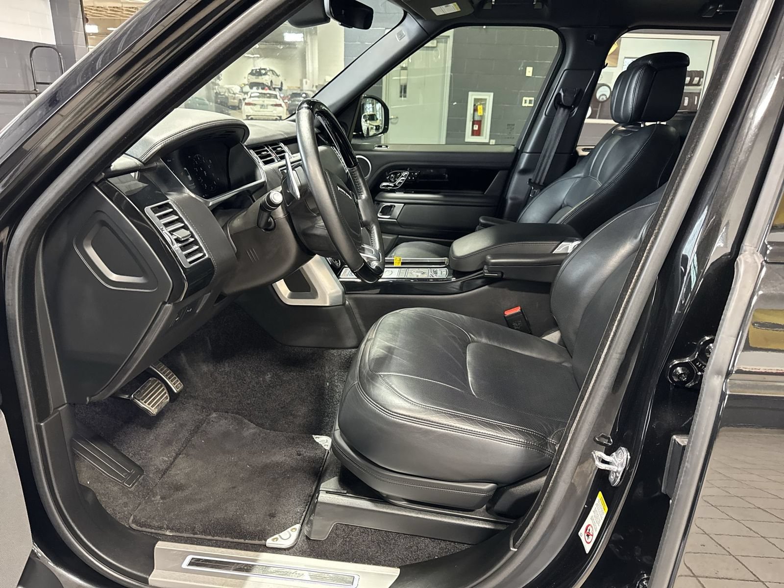 Used 2019 Land Rover Range Rover Autobiography AWD/4WD image 11