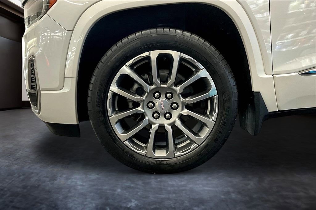 Used 2023 GMC Acadia Denali w/ Denali Ultimate Package AWD/4WD image 35