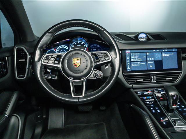 Certified 2020 Porsche Cayenne Coupe AWD/4WD image 21