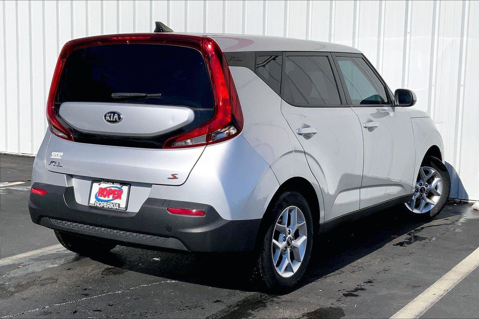 Used 2020 Kia Soul S image 11