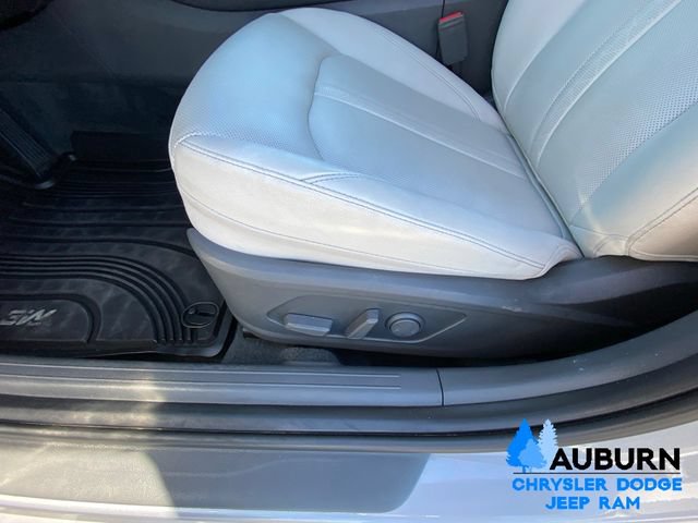 Used 2023 Hyundai Sonata Limited FWD image 32